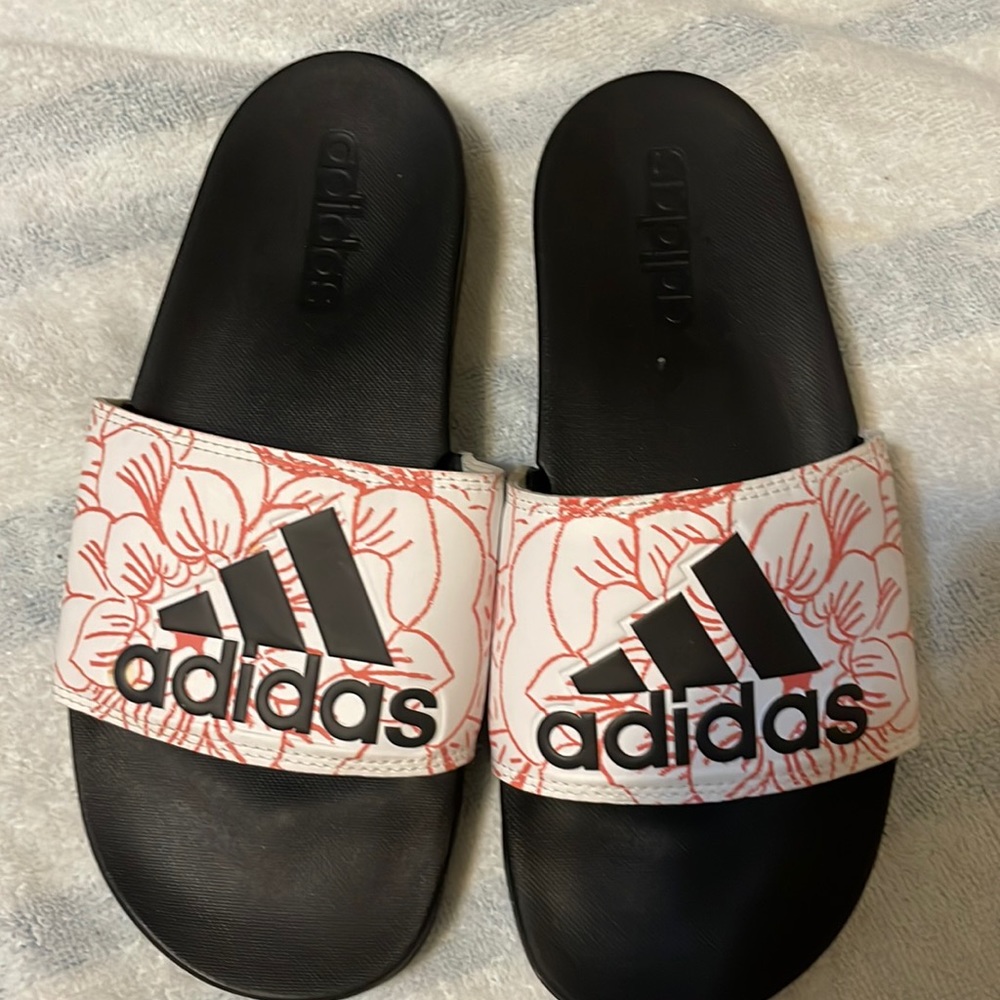 Adidas Slides (Womens Size 6)